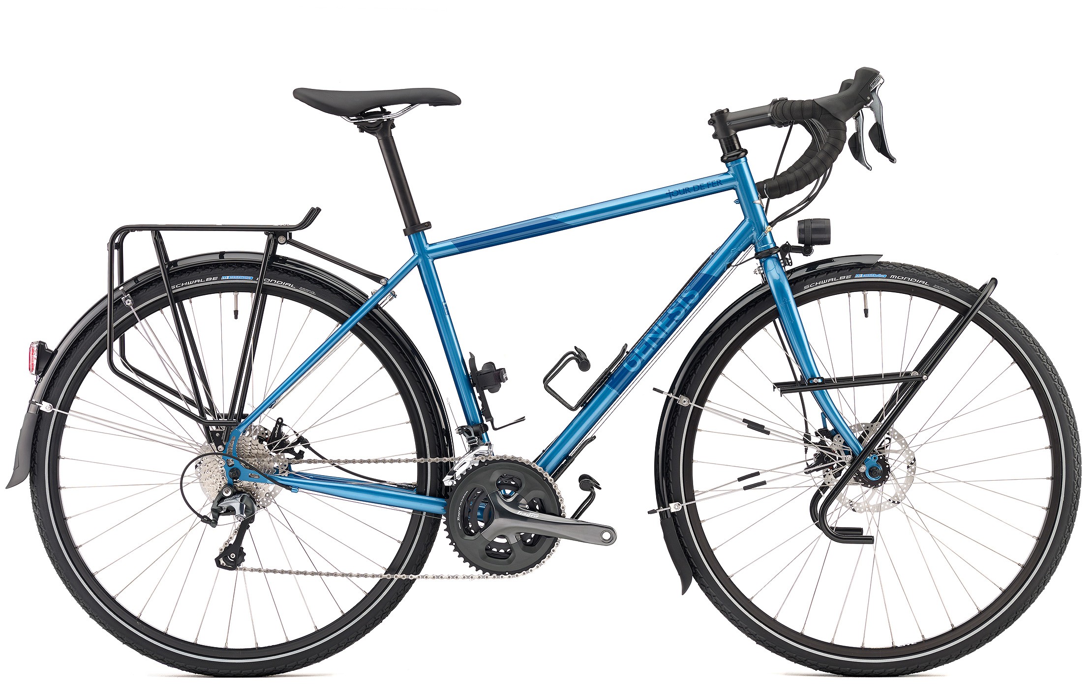 touring bike with dynamo hub
