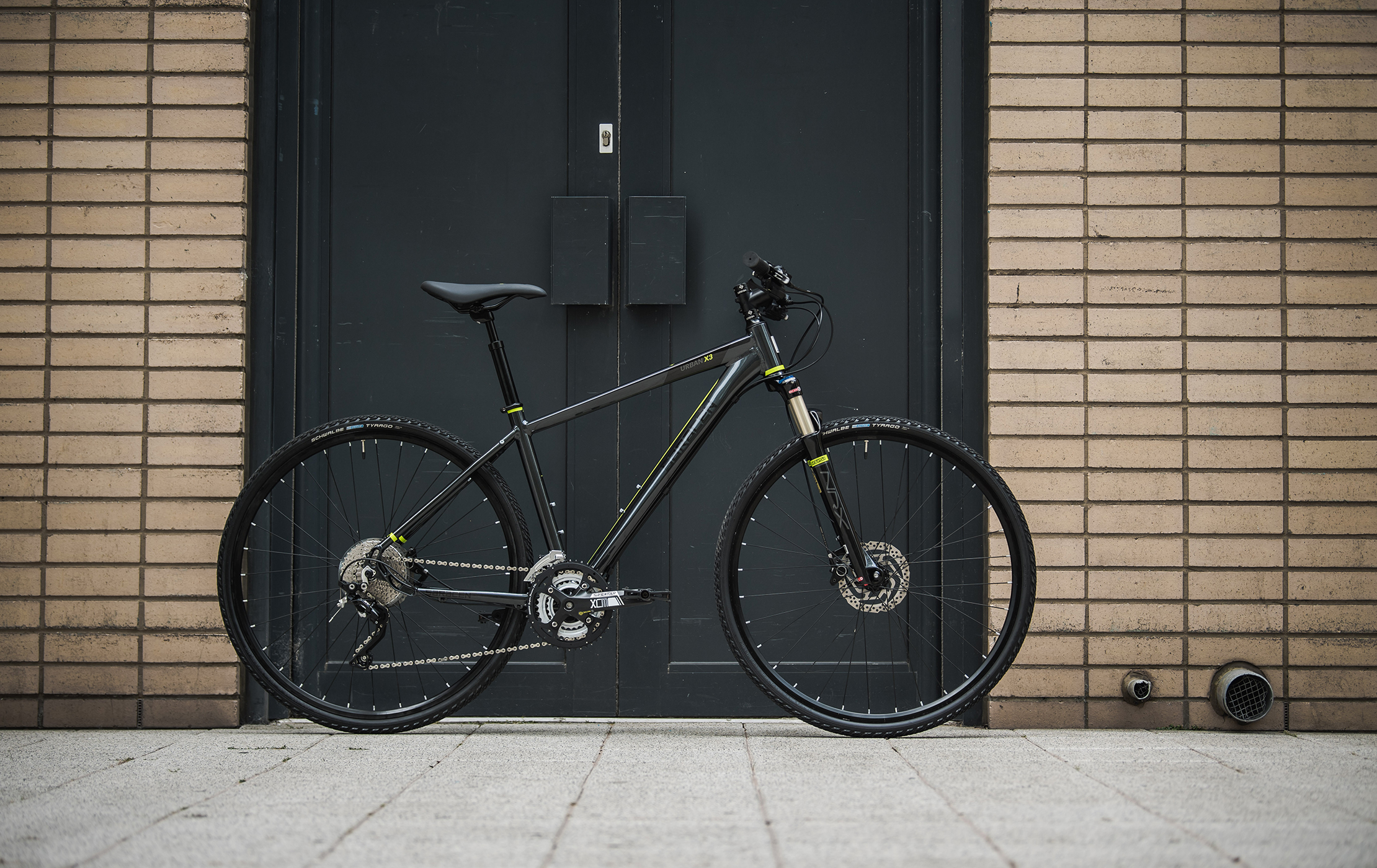 specialized crosstrail hydro disc 2019 hybrid bike